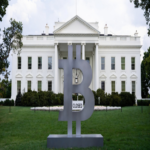 El precio del bitcoin ya incorporaría un nuevo cierre del gobierno en Estados Unidos.