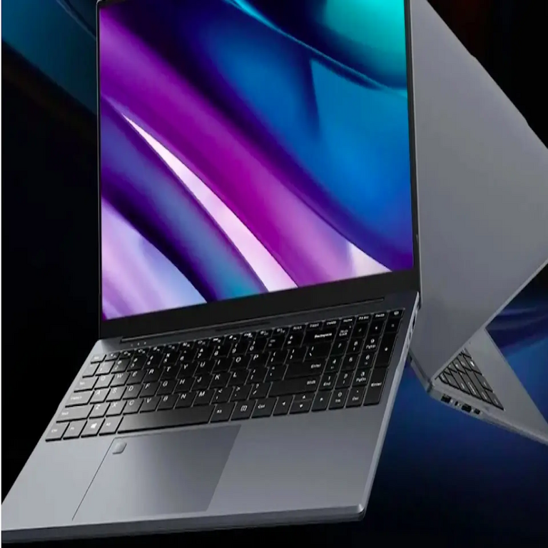 Pantalla de 15,6 pulgadas y 2 TB de capacidad de almacenamiento en un portátil notablemente más asequible que ciertos smartphones.