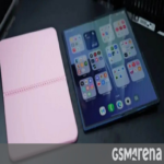 Aquí tienes un mockup conceptual del iPhone Fold junto al Galaxy Z Fold7, el Galaxy Z Trifold y el Huawei Pura X. Aquí tienes un mockup conceptual del iPhone Fold junto al Galaxy Z Fold7, el Galaxy Z Trifold y el Huawei Pura X.