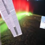 Quizás la imagen más impactante que observes en esta jornada: un cosmonauta ruso registra una aurora boreal desde la órbita espacial. Quizás la imagen más impactante que observes en esta jornada: un cosmonauta ruso registra una aurora boreal desde la órbita espacial.