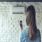 Temperatura óptima de configuración para el aire acondicionado en invierno y verano con el objetivo de minimizar el consumo energético.