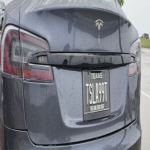 Los robotaxis de Tesla ya realizan el transporte de pasajeros sin intervención humana. Los robotaxis de Tesla ya realizan el transporte de pasajeros sin intervención humana.