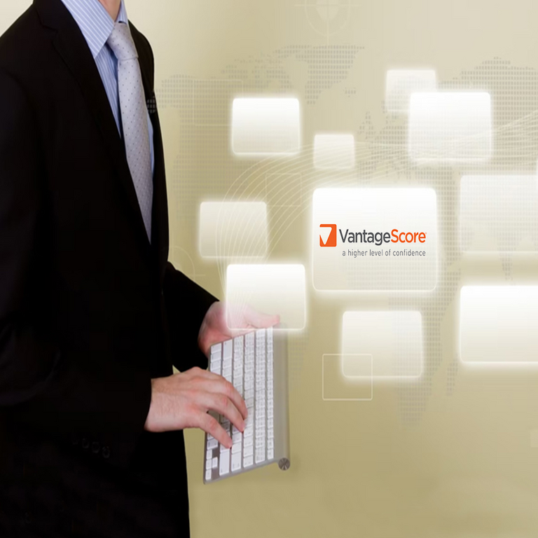 VantageScore CreditGauge™ Diciembre 2025: El puntaje crediticio promedio de VantageScore desciende un punto ante el incremento de las morosidades hipotecarias