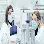 Novartis fortalece sus relaciones con los clientes mediante la implementación de Salesforce.