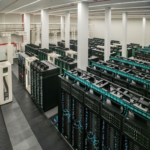 En España, se ha adjudicado la ampliación del superordenador MareNostrum 5 para potenciar la Factoría de IA del Barcelona Supercomputing Center.