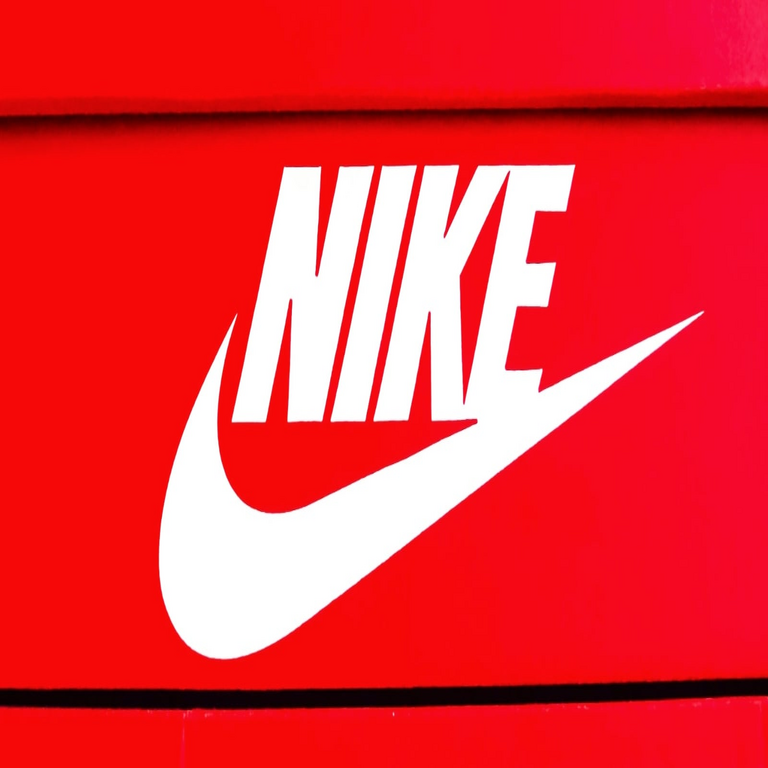 Nike investiga brecha de datos tras filtración de archivos por banda de extorsión Nike investiga brecha de datos tras filtración de archivos por banda de extorsión