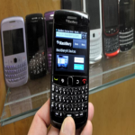 Valor actual de un BlackBerry: el dispositivo móvil de la década de 2000 que atraía a profesionales y usuarios ejecutivos. Valor actual de un BlackBerry: el dispositivo móvil de la década de 2000 que atraía a profesionales y usuarios ejecutivos.