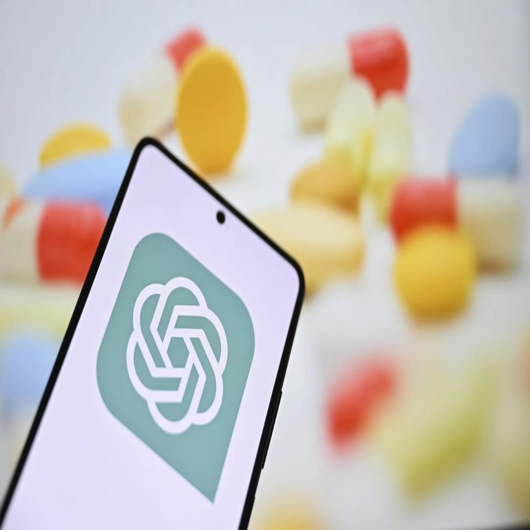 Inicialmente considerado como una broma con ChatGPT, el experimento resultó en la creación de mecanismos denominados ‘drogas’ para alterar las respuestas de la inteligencia artificial.