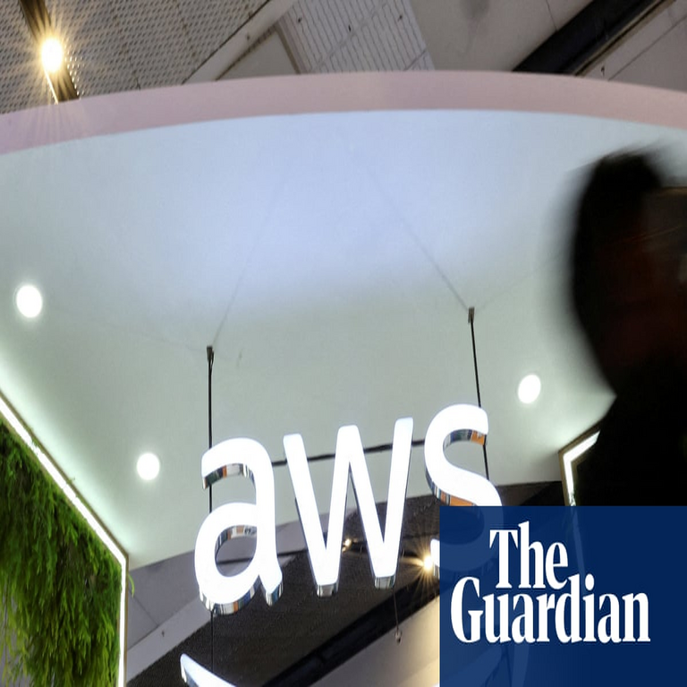 Amazon revela nueva ronda de recortes laborales globales mediante un correo electrónico enviado por error a los empleados.