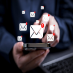 Brasil | El SMS conserva su relevancia pese al avance de WhatsApp Business