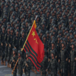 Aunque China ha experimentado purgas militares en el pasado, la más reciente se diferencia por un contexto sin precedentes: la posesión por parte de Estados Unidos de su información nuclear.
