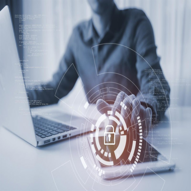 Las compañías identifican las regulaciones sobre inteligencia artificial y ciberseguridad como prioridades clave en el ámbito normativo para 2026.