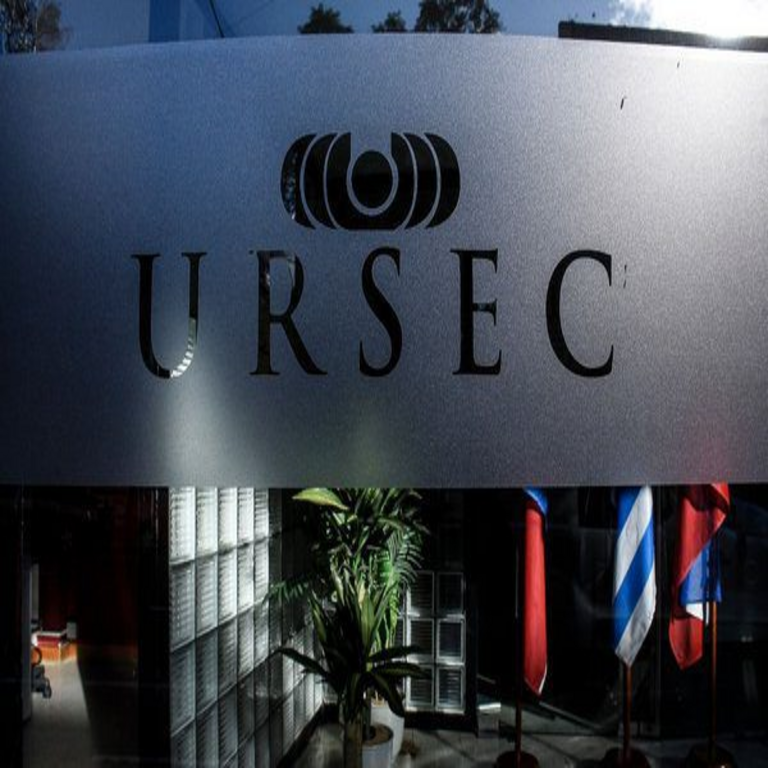 En Uruguay, la URSEC autorizó la transferencia parcial de Yí Visión TV Cable en Durazno.