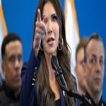 La descarga: Videos generados por IA en agencias de inmigración de Estados Unidos, e interior del movimiento vitalista