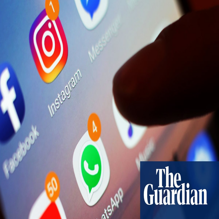 Autoridades de Estados Unidos investigan supuestamente las alegaciones de que Meta puede acceder a mensajes encriptados en WhatsApp. Autoridades de Estados Unidos investigan supuestamente las alegaciones de que Meta puede acceder a mensajes encriptados en WhatsApp.