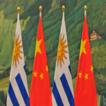 Uruguay: Cardona se incorpora a la delegación que viajará a China para fortalecer el intercambio comercial y económico bilateral con esa nación.