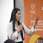 Colombia y Google evalúan una colaboración para formar a 20.000 personas en competencias tecnológicas.