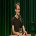 Vitalik Buterin detalla el proceso por el cual obtuvo 70.000 dólares mediante apuestas en la plataforma Polymarket.