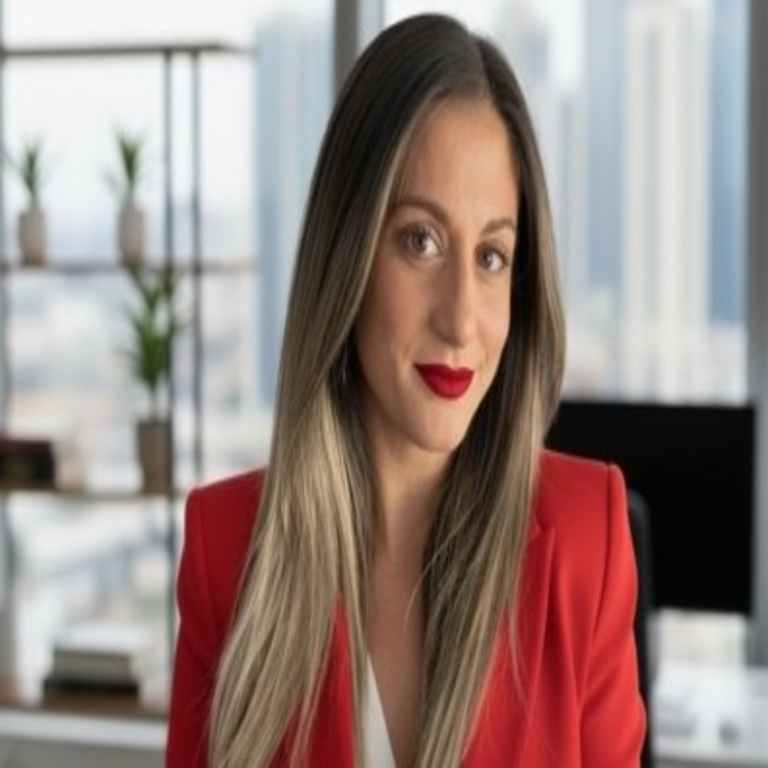 El director de información de Beyond Bank abandona su cargo.