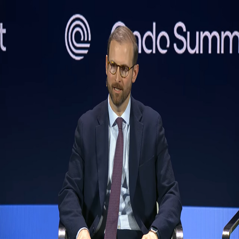 Donald Trump firmará la Ley de Claridad el 3 de abril, según Patrick Witt.