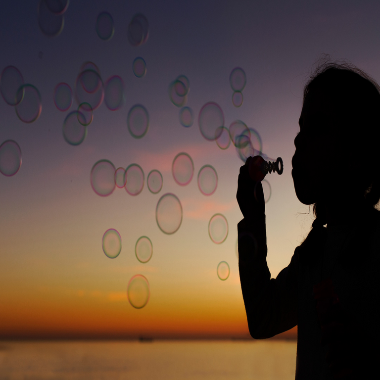 Al menos 1,2 millones de niños han sido expuestos y sexualizados mediante deepfakes.