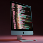 OpenAI lanza GPT-5.3-Codex mientras Anthropic actualiza Claude: la competencia en codificación de IA se intensifica antes de los anuncios del Super Bowl.