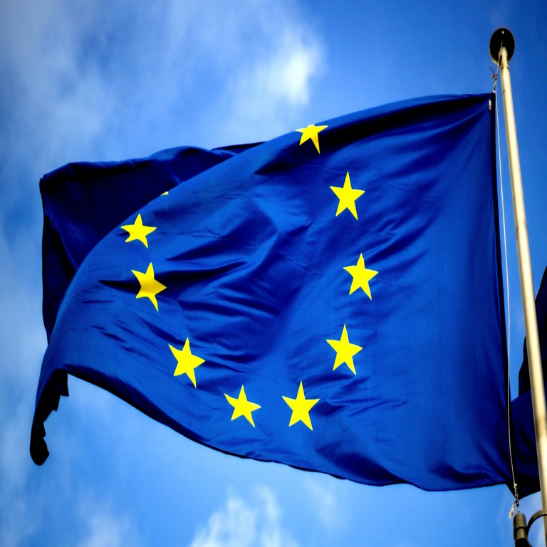 La Comisión Europea revela brecha de seguridad que expuso datos del personal.