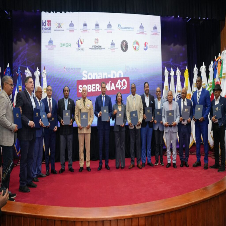 En República Dominicana, el Gobierno impulsa una alianza nacional para robustecer la soberanía radioeléctrica, la identidad cultural y el desarrollo en las fronteras.
