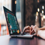 En Chile, más del 50% de las personas percibe protección frente a las amenazas de estafas digitales.