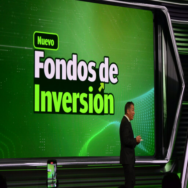 Banco Azteca introduce opciones de inversión digital directamente desde su aplicación móvil.