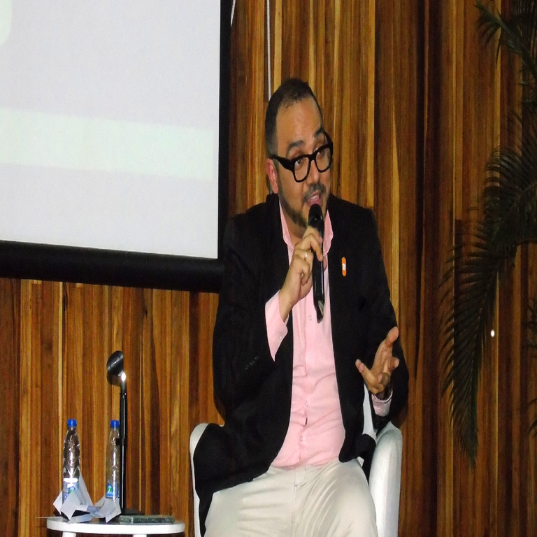 El sector bancario constituye el principal canal para las plataformas de criptomonedas en Venezuela, según Aníbal Garrido.