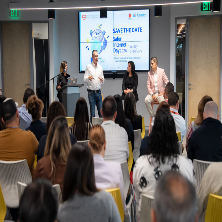 Puerto Rico | Liberty orienta a los consumidores en temas de ciberseguridad durante el Día de Internet Segura 2026