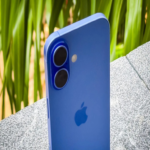 En el outlet de MediaMarkt se está liquidando este iPhone 16, que se presenta como una opción ideal para el primer dispositivo de Apple.