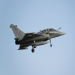 La significativa adquisición de cazas por parte de India se ha inclinado recientemente hacia Francia: el Rafale obtiene una ventaja competitiva sobre el F-35 estadounidense y el Su-57E ruso.