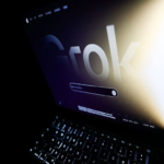 xAI experimenta con el modo Arena mediante agentes paralelos en la plataforma de programación Grok Build.