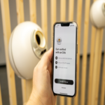 World suspende nuevamente sus operaciones de escaneo de iris en España tras una notificación de la Agencia Española de Protección de Datos.