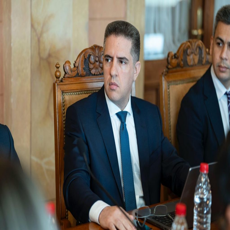 En Paraguay, Villate respalda el avance de la tecnología 5G pese a las críticas dirigidas a la gestión de Conatel.