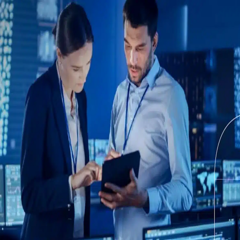 España enfrenta tres ciberataques graves diarios, con el sector industrial como objetivo principal. España enfrenta tres ciberataques graves diarios, con el sector industrial como objetivo principal.