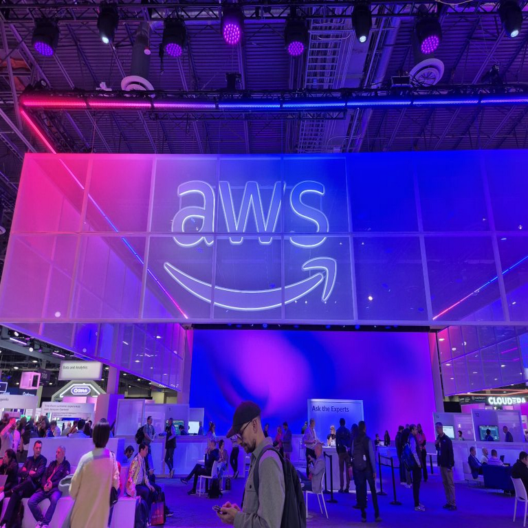 El gerente de país de AWS en Chile abandona su cargo.