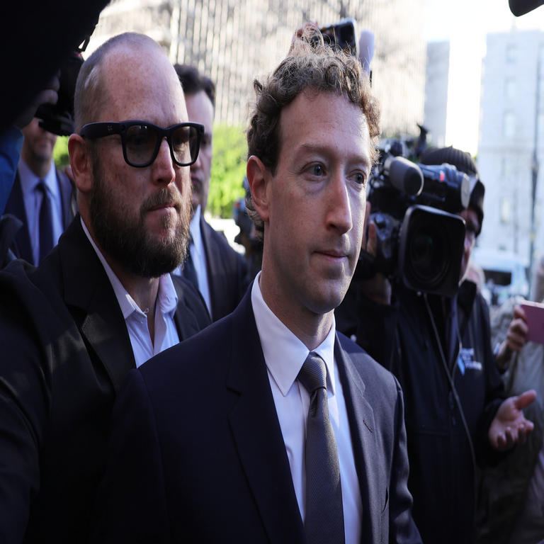 Afirman falsamente su edad: La controvertida réplica de Mark Zuckerberg en el proceso judicial por la adicción de menores a las redes sociales. Afirman falsamente su edad: La controvertida réplica de Mark Zuckerberg en el proceso judicial por la adicción de menores a las redes sociales.