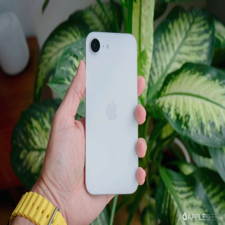 En internet ya se comercializan fundas para el iPhone 17e: se confirman una noticia favorable y una desfavorable. En internet ya se comercializan fundas para el iPhone 17e: se confirman una noticia favorable y una desfavorable.
