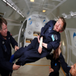 Stephen Hawking, el eminente físico teórico, declara que las personas que alardean de su coeficiente intelectual revelan una clara inferioridad.