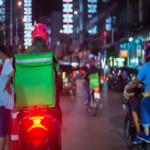 Aguascalientes autoriza un gravamen del 2% sobre plataformas digitales, a pesar de las advertencias sobre su impacto económico.