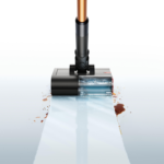 La fregona eléctrica se inclina hasta 170° para facilitar la limpieza bajo la cama y opera sin necesidad de filtros.