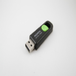 De esta forma, puedes transformar un pendrive básico en una solución multifuncional para potenciar la seguridad informática.