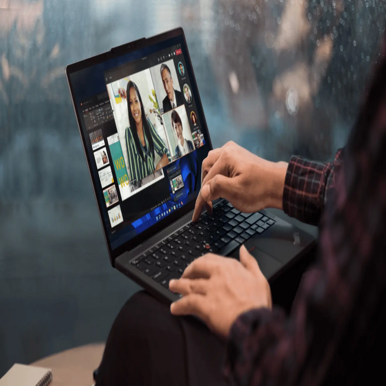 Lenovo anuncia un incremento en los precios de sus portátiles a partir de marzo.