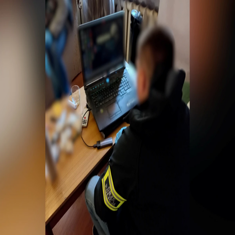 La policía ha incautado 100.000 credenciales robadas de Facebook durante una redada contra el ciberdelito.