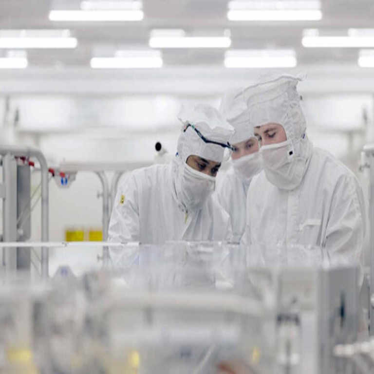 La competencia global aspira a desbancar a ASML de su liderazgo dominante, pero hoy ASML ha elevado aún más el nivel de su posición estratégica.