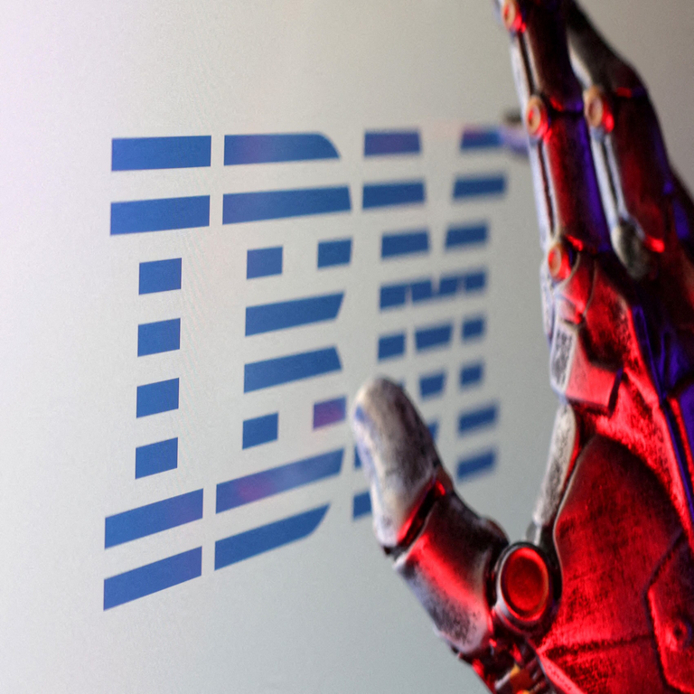 IBM experimenta su declive más pronunciado en dos décadas tras el lanzamiento de una nueva inteligencia artificial por parte de Anthropic. IBM experimenta su declive más pronunciado en dos décadas tras el lanzamiento de una nueva inteligencia artificial por parte de Anthropic.