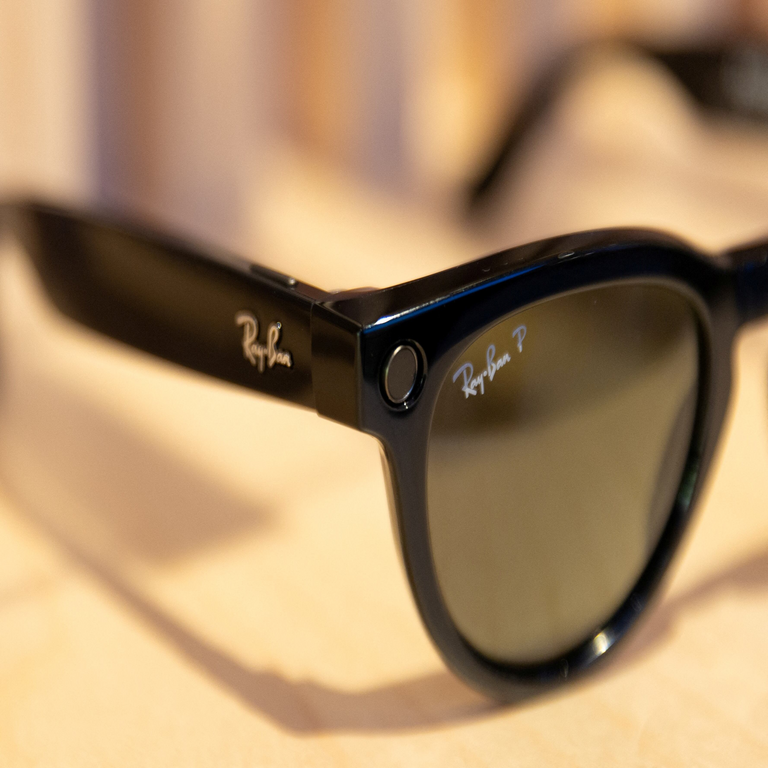 Ray-Ban Meta en 2026: la característica de inteligencia artificial que asiste a personas con discapacidad visual. Ray-Ban Meta en 2026: la característica de inteligencia artificial que asiste a personas con discapacidad visual.